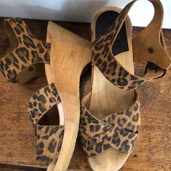 No. 6 Leopard Wedge Clogs - Size 39 - Picture 3 of 4